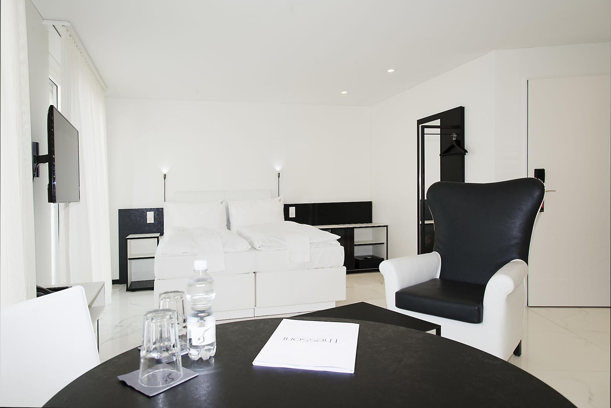 Residence Thessoni Home Zurich -Self Checkin -No Restaurants-Short&Longstay Regensdorf Eksteriør bilde