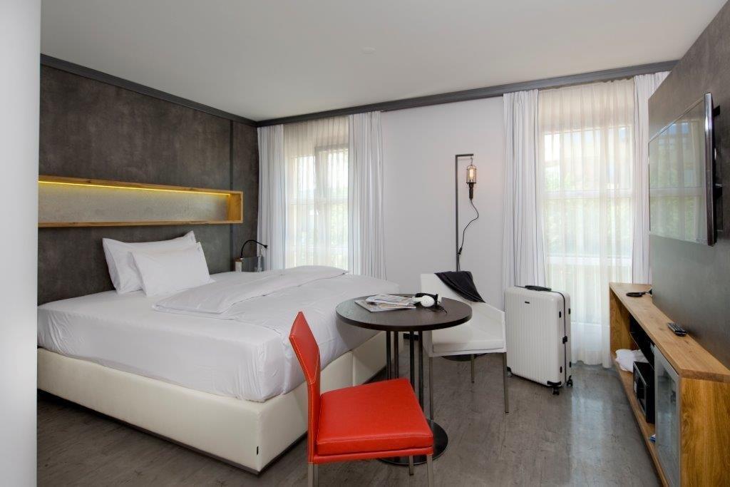 Residence Thessoni Home Zurich -Self Checkin -No Restaurants-Short&Longstay Regensdorf Eksteriør bilde