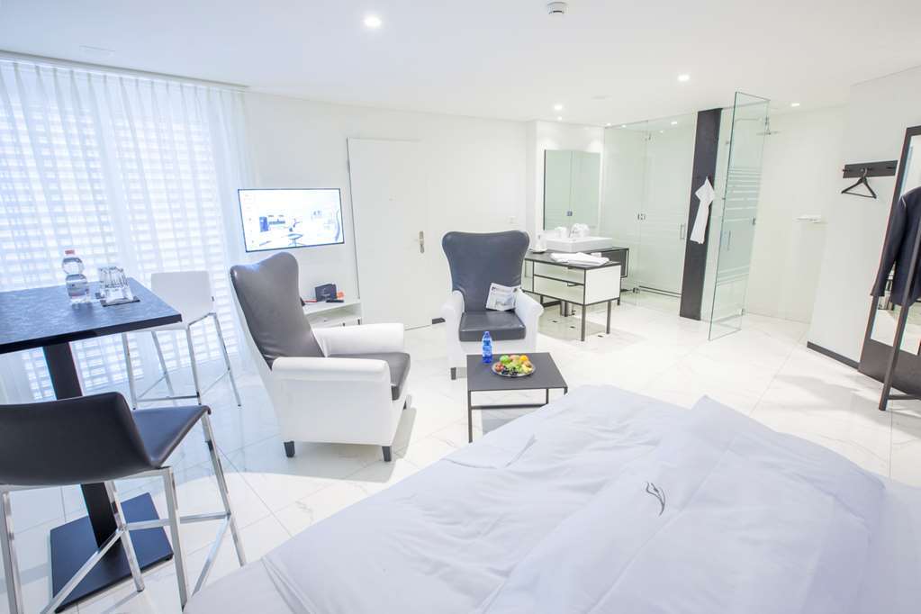 Residence Thessoni Home Zurich -Self Checkin -No Restaurants-Short&Longstay Regensdorf Rom bilde